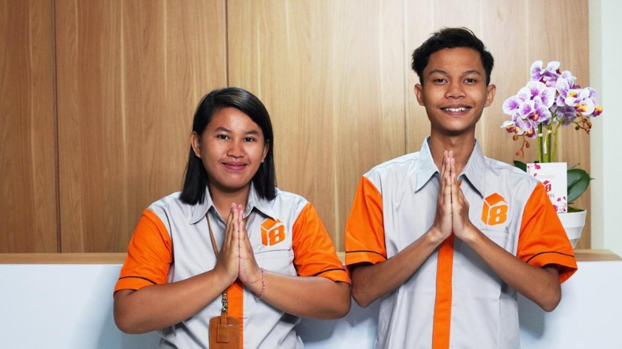 Hostel 18 Pasangan Butuh Surat Nikah Bandung Exterior foto